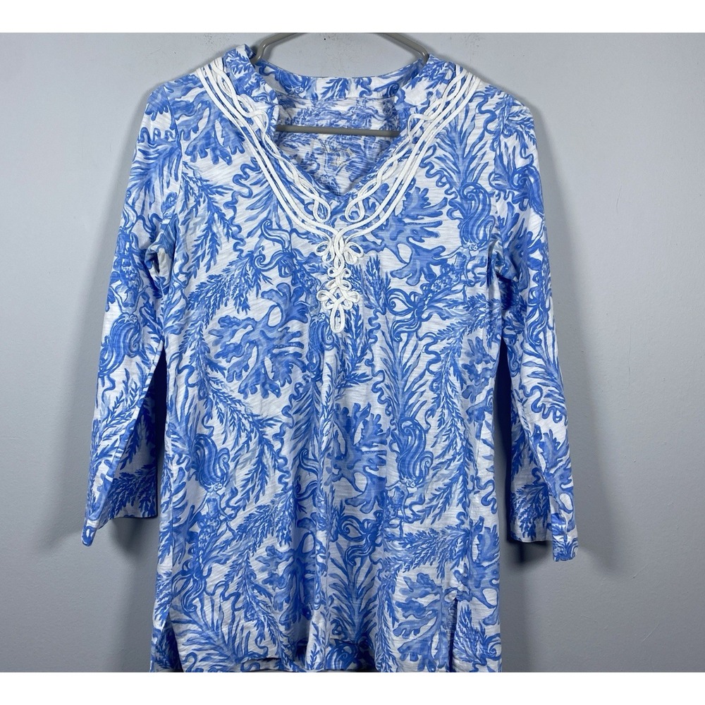 Lilly Pulitzer Kaia Top Women S Blue White Coral V-Neck Mermaid Ocean Resort